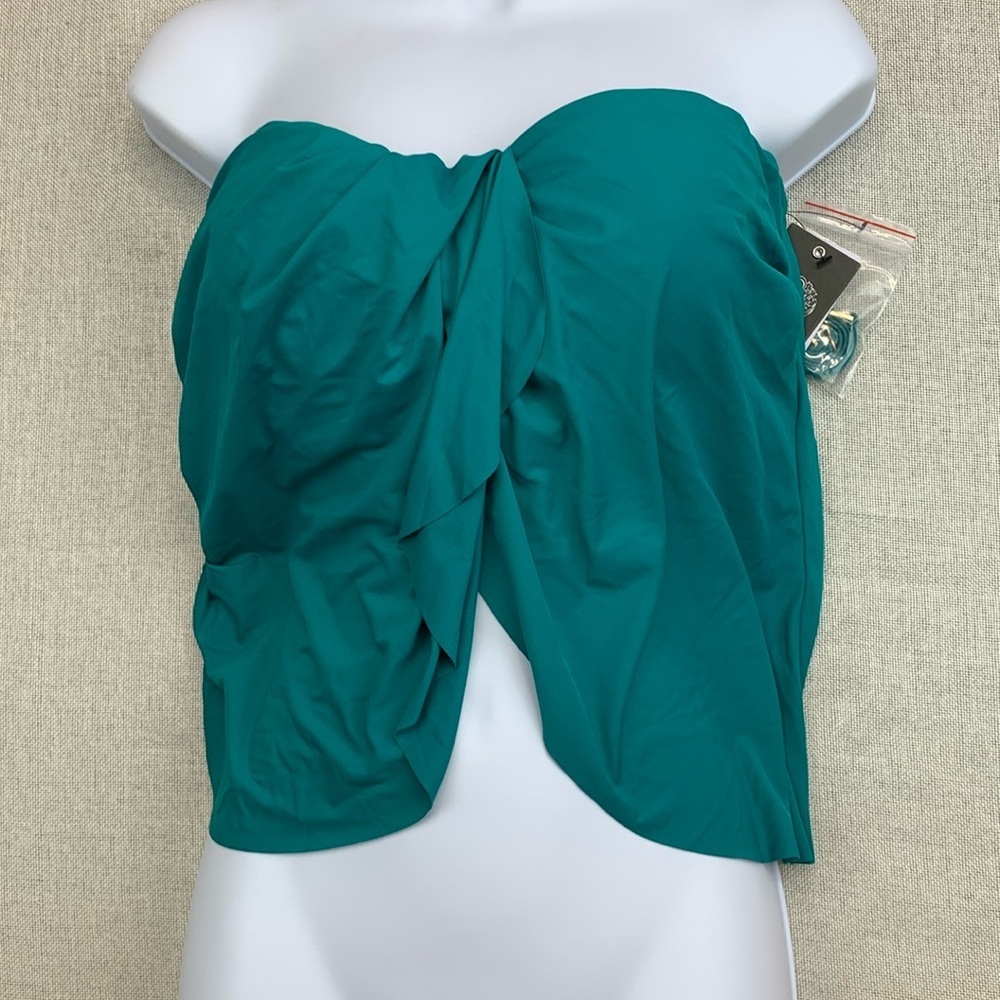 VINCE CAMUTO Women Convertible Adjustable Tankini Swimsuit Top Size M